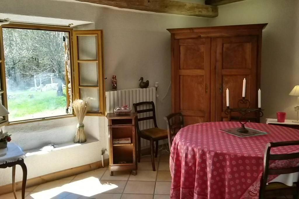 Domaine De Lara Bed and Breakfast Barcelonnette Eksteriør billede