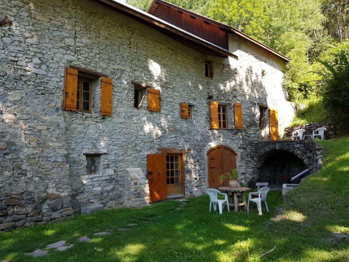 Domaine De Lara Bed and Breakfast Barcelonnette Eksteriør billede